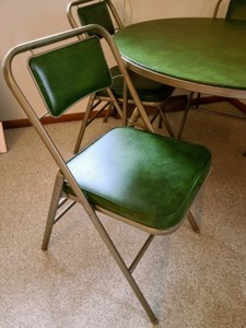 lot 6 image: Vintage Samsonite Card Table And Chairs