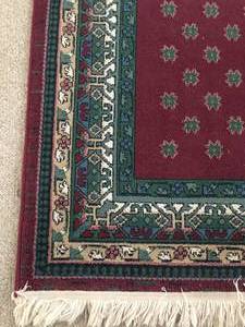 lot 88 image: Esteem Pandora Wine Rug