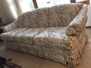 lot 177 image: Very Nice Upholstered Floral Sofa by Schweiger