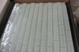 lot 44 image: Glacier Ice Brick 12 in. x 12 in. x 8 mm Interlocking Glossy Glass Mosaic Tile by Jeffrey Court (18.4 Sq Ft)