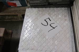 lot 54 image: Pacif White Shells 11.81 in. x 11.81 in. x 2 mm Pearl Shell Mosaic Tile (10 Sq Ft)