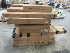 lot 229 image: WHOLESALE MIXED PALLET OF MISCELLANEOUS INDOOR HOME FURNITURE