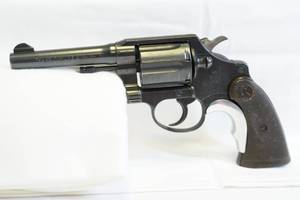 lot 112 image: Colt .32