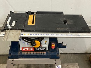 lot 6 image: Ryobi Tablesaw