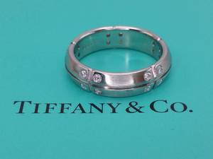 lot 12 image: Tiffany & Co Diamond Streamerica Collection Double Ring in 18k White Gold $1950 Retail