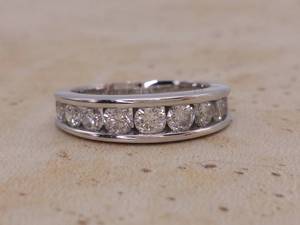 lot 17 image: .85 Carat Fine Diamond Estate Ring in 14k White Gold $4150 Retail