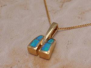 lot 42 image: Beautiful Black Opal Estate Pendant in 14k Yellow Gold $1750 Retail