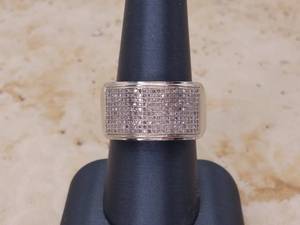lot 43 image: XL Diamond Cluster Statement Ring in White Gold