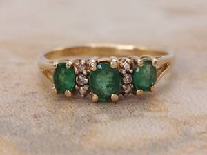 lot 62 image: Natural Emerald and Diamond Estate Ring in 14k Yellow Gold