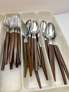lot 10 image: Set Mid Century Modern Flatware 48 pieces Ekco Eterna- Japan