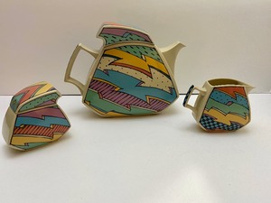lot 24 image: Vintage Flash One Dorothy Hafner Rosenthal Studio Line Coffee Tea Service