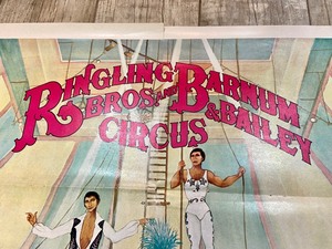 lot 49 image: Vintage Circus Poster- Ringling Bros & Barnum & Bailey 1977- G. Novoa