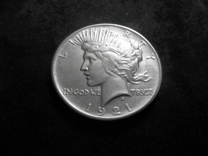 lot 32 image: 1921 Peace Silver Dollar