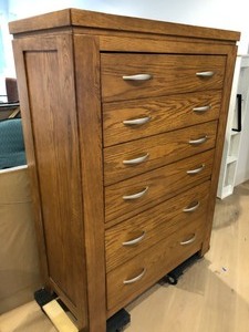 lot 35 image: Solid Oak Dresser Chest.