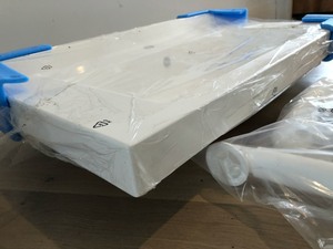 lot 31 image: New White Vanity Top