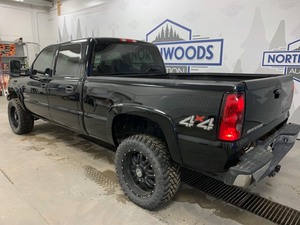 2005 Chevy Silverado 2500 6.6 Duramax 4x4 -No Reserve-