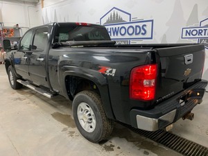 2009 Chevy 2500 Duramax 6.6 4x4 -No Reserve-