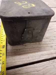 IHC Implement Tool Box - Oil Can Attachment is Broken Off