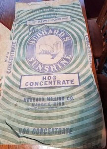 Hubbards Sunshine Hog Concentrate 100lb. Cloth Feed Bag Minneapolis, Minn. in Good Condition