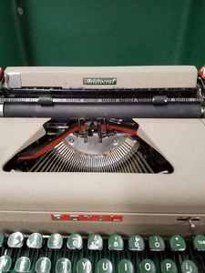 Vintage Royal Aristocrat Portable Typewriter in Carrying Case