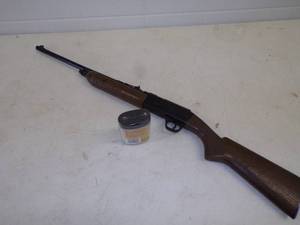 Daisy 840 BB Gun with BBs