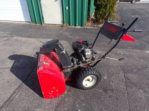 MTD 8 HP  26 Wide Snow Blower Starts and Runs