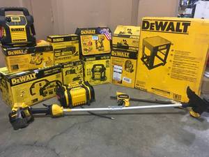 PALLET WITH MIXED DEWALT TOOLS SEE PICS
