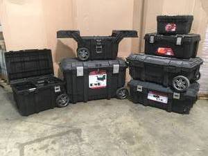 PALLET WITH MIXED HUSKY TOOL BOXES SEE PICS