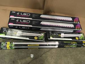 LOT WITH MIXED FEIT ELECTRIC LED PLANT GROW LIGHTS SEE PICS