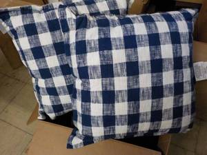 lot 3 image: Set of 2 New 22 Square Threshold T...