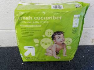 lot 27 image: Up and Up 3 Packs - 216 Wipes Fresh...