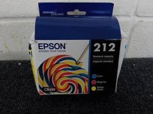 lot 33 image: Epson 212...