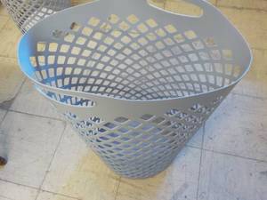 lot 49 image: Room Essentials Flexi Laundry Hampe...