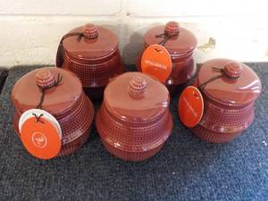 lot 66 image: Lot of 5 OpalHouse Moroccan Moon So...