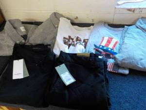 lot 101 image: Mens Size M Shirts and Pants...