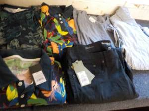 lot 105 image: Mens Size XXL Shirts and Pants...