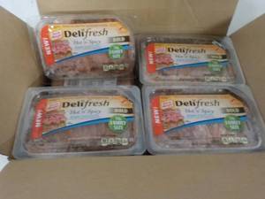 lot 152 image: 12 -16 oz pkgs Frozen Hot N Spicy H...