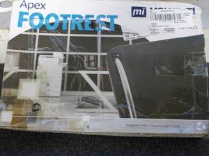 lot 120 image: APEX Foot Rest...