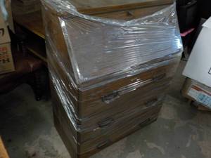 lot 190 image: DeskDresser 30 x 16 x 40...