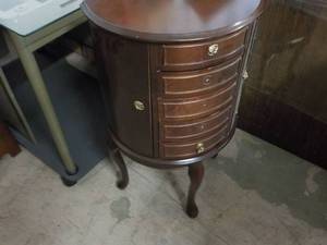 lot 199 image: Jewelry Stand 31 Tall...