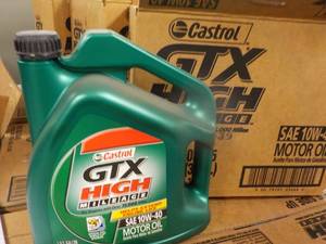 lot 240 image: 1 Gallon Castrol GTX High Milage SA...