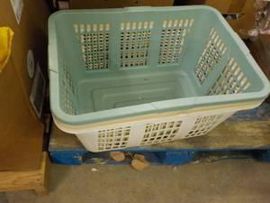 lot 252 image: 3 Laundry Baskets and Storage and a...