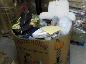 lot 269 image: Pallet of Merchandise from a major ...