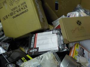 lot 272 image: Pallet  of merchandise from a major...