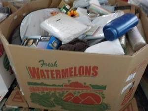 lot 281 image: Pallet of Merchandise from a major ...