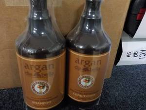 lot 286 image: 2 Bottles 10.1 each Argan Diabella ...