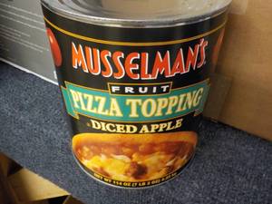 lot 324 image: 7 lb. 2 oz Musselmans Diced Apple ...