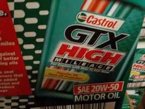 lot 352 image: 6 - 1 qt Bottles Castrol GTX SAE 20...