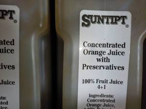 lot 384 image: 2 Boxes of 3 - 3.5 Liters each Jugs...