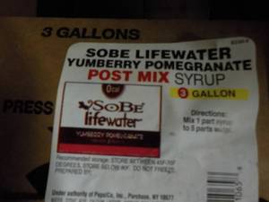 lot 387 image: 3 - 3 Gallon SOBE Lifewater Yumberr...